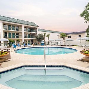 Econo Lodge Inn & Suites Foley-North Gulf Shores